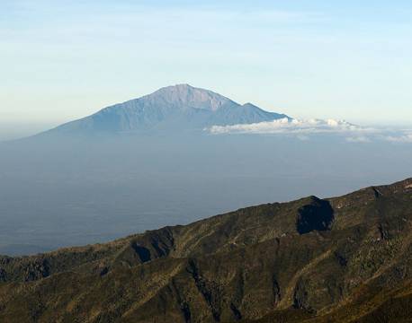 Mount Meru, Arusha, Tanzania africa tours