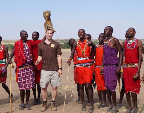 Guide Nicolai og masai folket, Masai Mara, Kenya africa tours