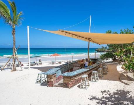 The Sands at Chale Island kenyakysten africa tours