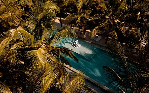 La Luna Suite Apartments