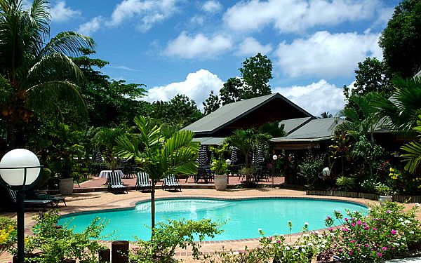 Chateau St Cloud  La Digue
